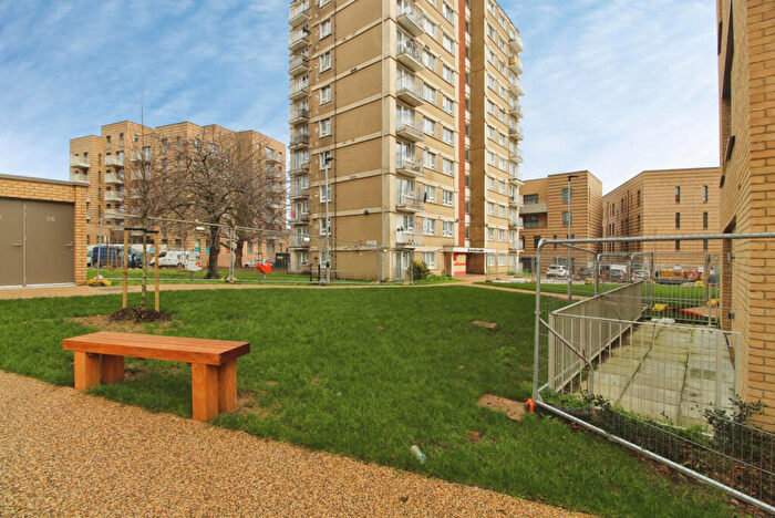 2 Bedroom Flat For Sale In Upper Fosters, New Brent Street, Hendon, London, NW4