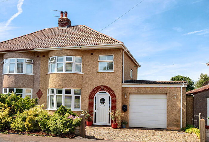 3 Bedroom Semi-Detached House For Sale In Bromley Drive, Bristol, Gloucestershire, BS16