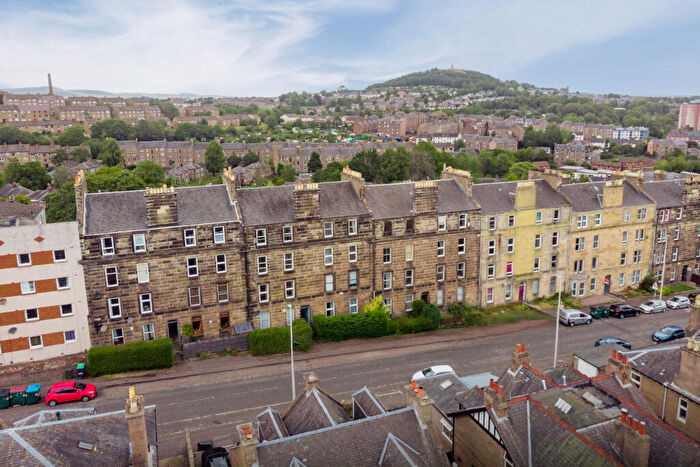 2 Bedroom Flat For Sale In Blackness Road, Dundee, DD2