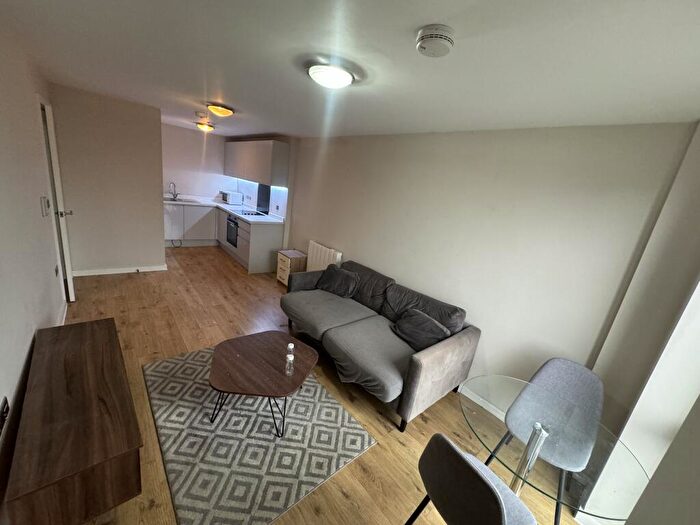 1 Bedroom Apartment To Rent In Quay Central, Liverpool, L3