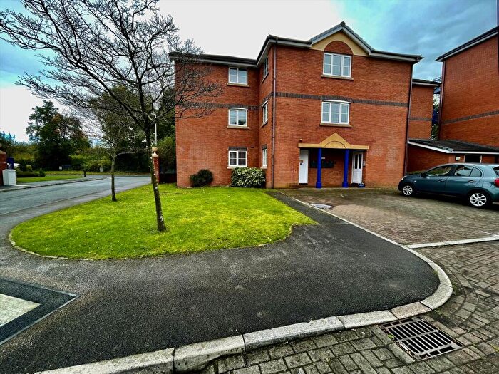 2 Bedroom Flat To Rent In Mountbatten Close, Ashton, Preston, PR2