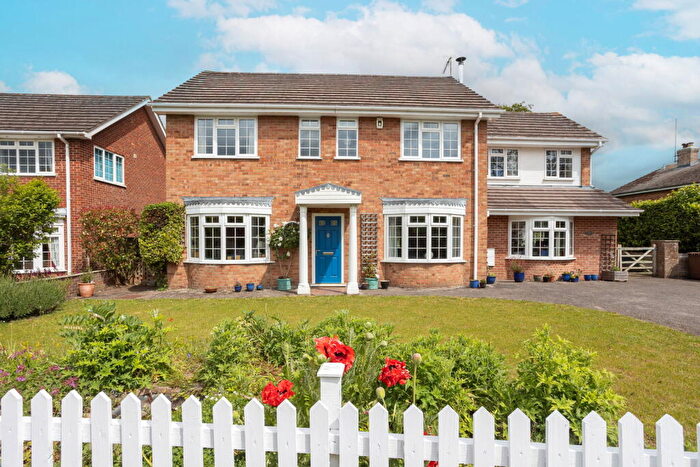 5 Bedroom Detached House For Sale In Courtenay Close, Sutton Courtenay, Abingdon, OX14