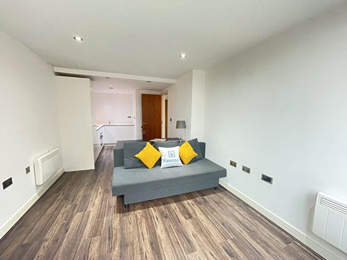1 Bedroom Apartment To Rent In Madison House, Wrentham Street, B5