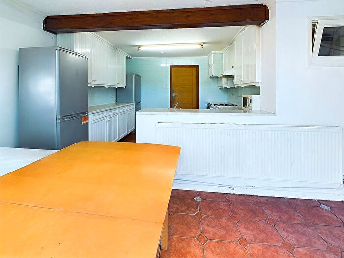 5 Bedroom Semi-Detached House To Rent In Ashdale Close, Whitton, Twickenham, TW2