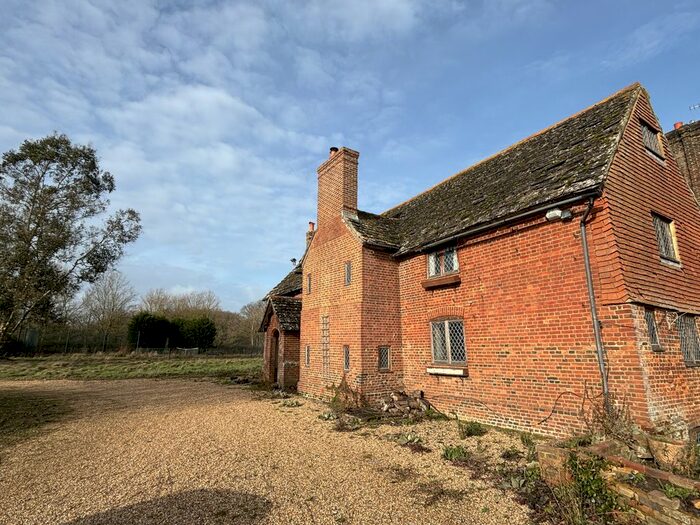 10 Bedroom Property For Sale In Bentons Place Farm, Hooklands Lane