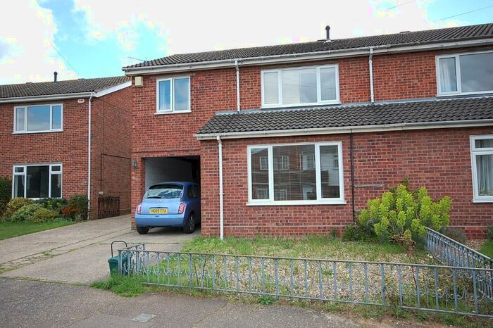 5 Bedroom Semi-Detached House To Rent In Heath Road, Wivenhoe, CO7