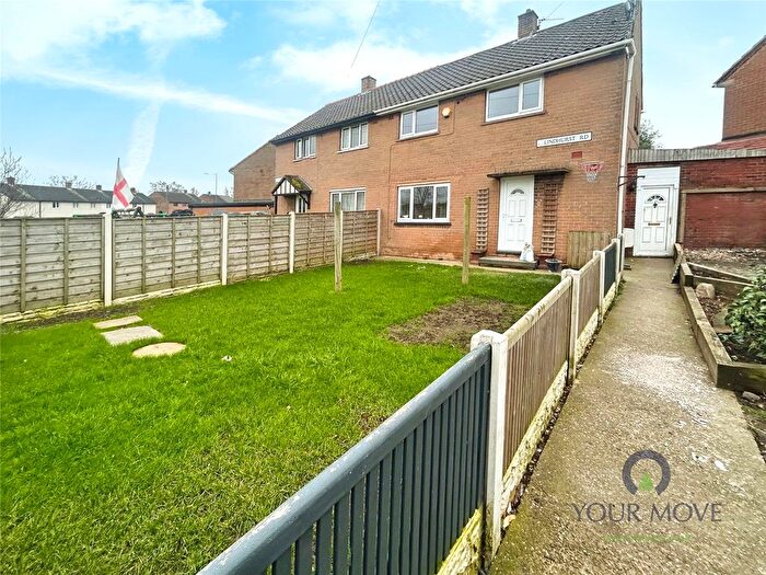 3 Bedroom Semi-Detached House To Rent In Lindhurst Road, Barnsley, South Yorkshire, S71