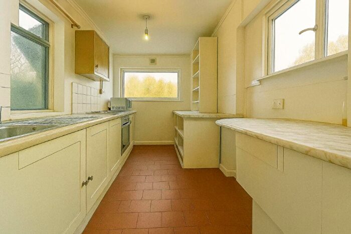 Flat To Rent In Widmore Road, Bromley, BR1