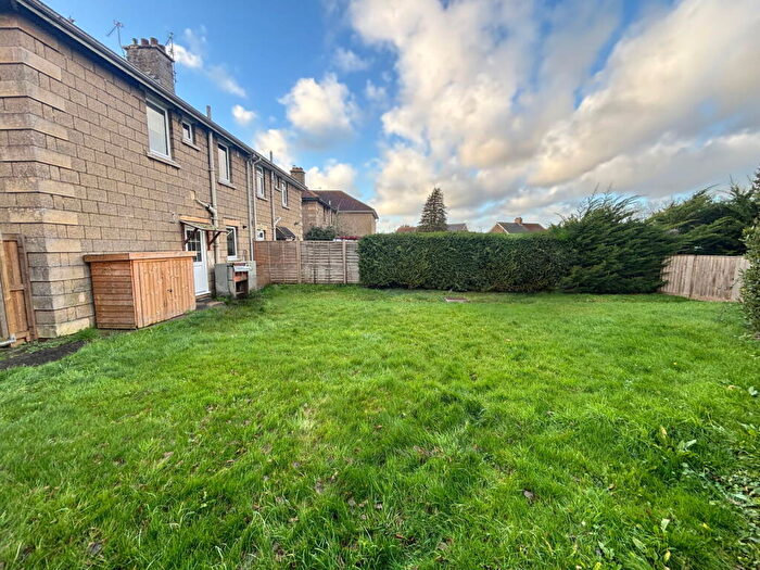 3 Bedroom Semi-Detached House For Sale In Leaze Road, Melksham, SN12