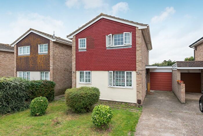 3 Bedroom Link Detached House For Sale In Mallory Close, Ramsgate, CT12