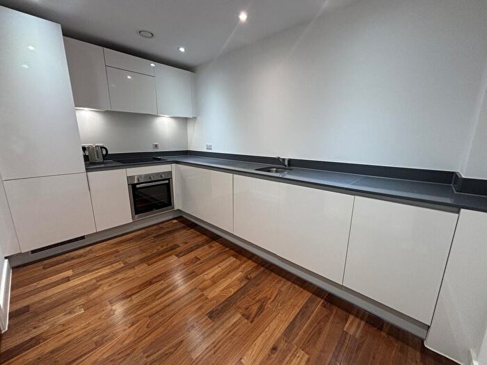 2 Bedroom Apartment To Rent In Hagley Road, Birmingham, B16
