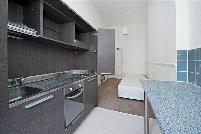 Studio To Rent In Onslow Gardens, South Kensington, London, SW7