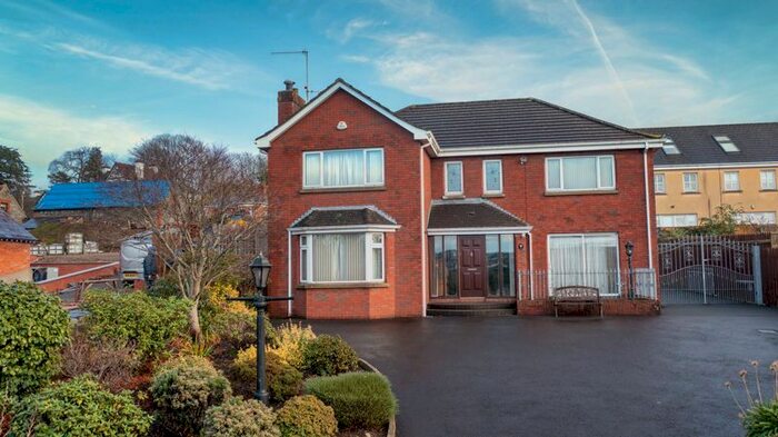 4 Bedroom Detached House For Sale In Windsor Hill, Newry, BT34