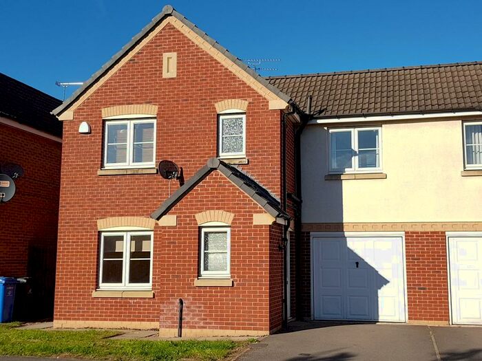 3 Bedroom Semi-Detached House To Rent In Kiwi Drive, DE24