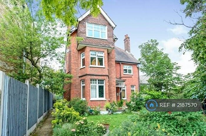 2 Bedroom Flat To Rent In Burnt Ash Lane, Bromley, BR1