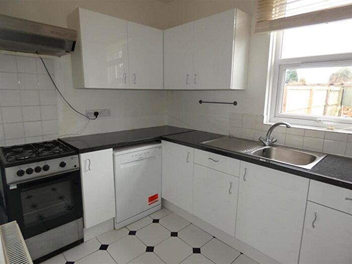 2 Bedroom Semi Detached House To Rent In Duxfield Road, High Heaton, NE7
