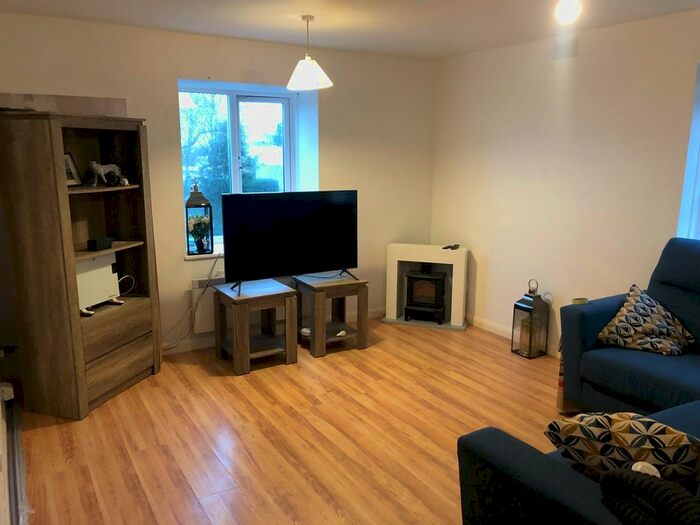 2 Bedroom Flat To Rent In Ellison Road, Streatham, SW16