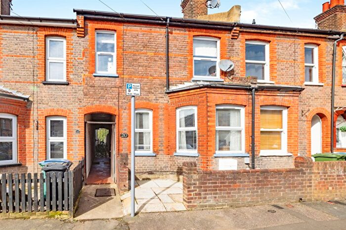 2 Bedroom Terraced House For Sale In Holywell Road, Watford, WD18