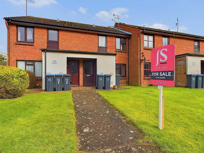 1 Bedroom Flat To Rent In Poplar Road, Worthing, BN13