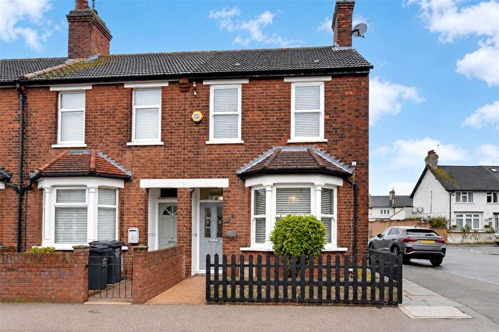 2 Bedroom End Of Terrace House For Sale In Nelson Road, Dartford, Kent, DA1