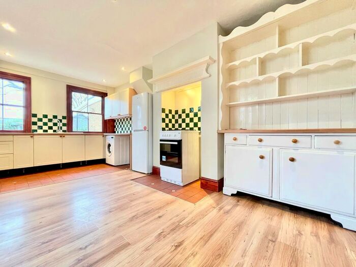 3 Bedroom Terraced House To Rent In Lancaster Road, Walthamstow, E17