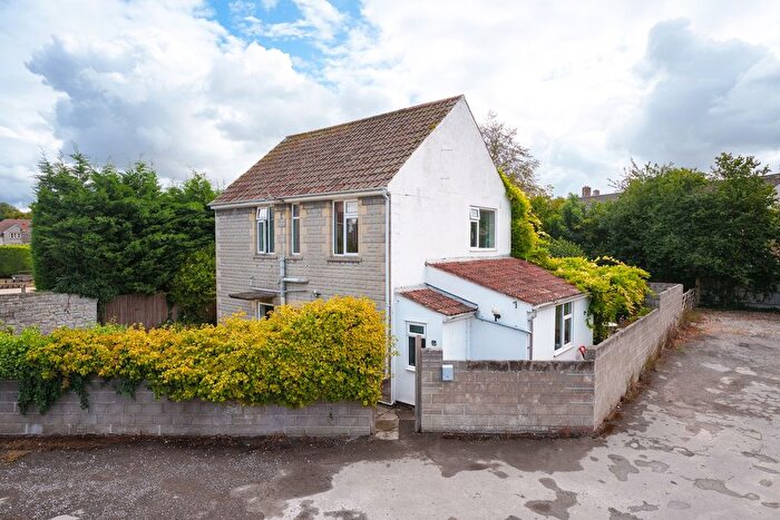 2 Bedroom Detached House For Sale In Off High St, Street, BA16