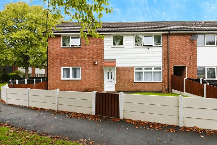 2 Bedroom Flat For Sale In Silver Street, Irlam, Manchester, M44