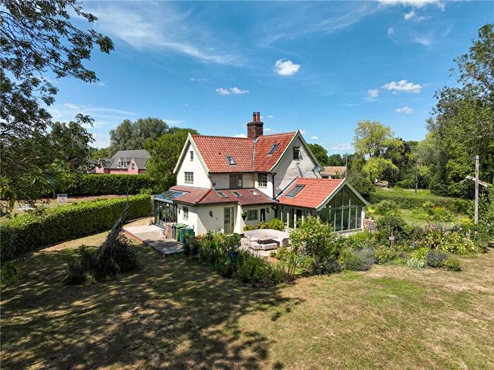 5 Bedroom Detached House For Sale In Black Carr, Spooner Row, Norfolk, NR17