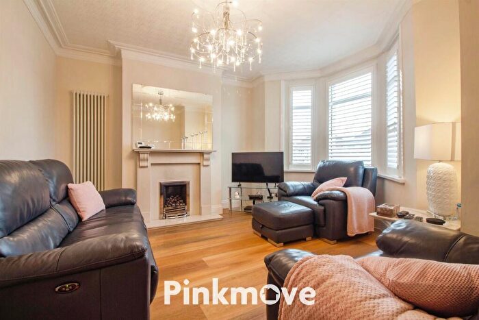 3 Bedroom Semi-Detached House For Sale In Malpas Road, Newport, NP20