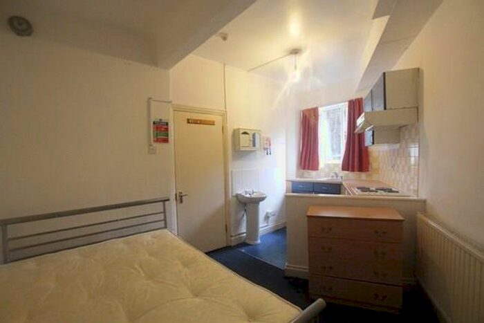 Studio To Rent In Greyhound Road, Tottenham, N17