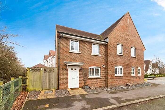 2 Bedroom Semi-Detached House For Sale In Holmbush End, Faygate, Horsham, West Sussex, RH12