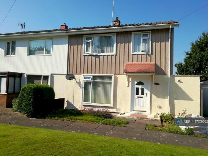 4 Bedroom Flat To Rent In Wedon Close, Coventry, CV4