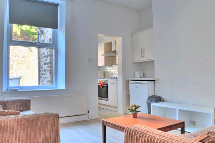 3 Bedroom House To Rent In Crookes Road, Sheffield, S10