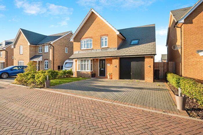 5 Bedroom Detached House For Sale In Thistle Lane, Wixams, Bedford, Bedfordshire, MK42