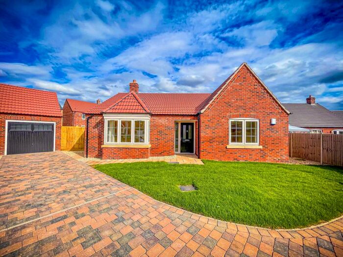 3 Bedroom Detached Bungalow To Rent In Rowan Avenue, Saxilby, Lincoln, LN1