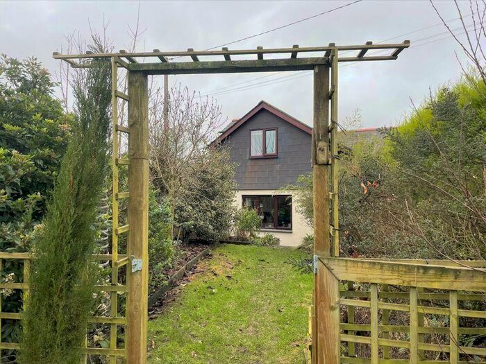 4 Bedroom Cottage For Sale In Enniscaven, St. Dennis, PL26