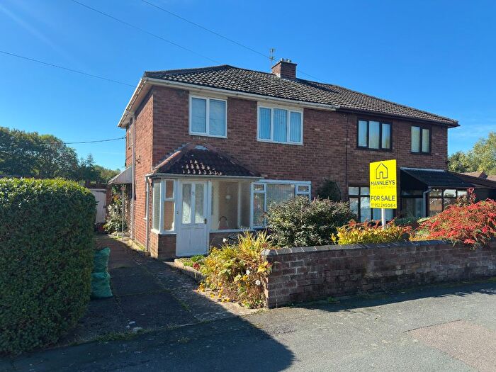 3 Bedroom Semi Detached House For Sale In Hollyhurst Road, Wrockwardine Wood, Telford, Shropshire, TF2