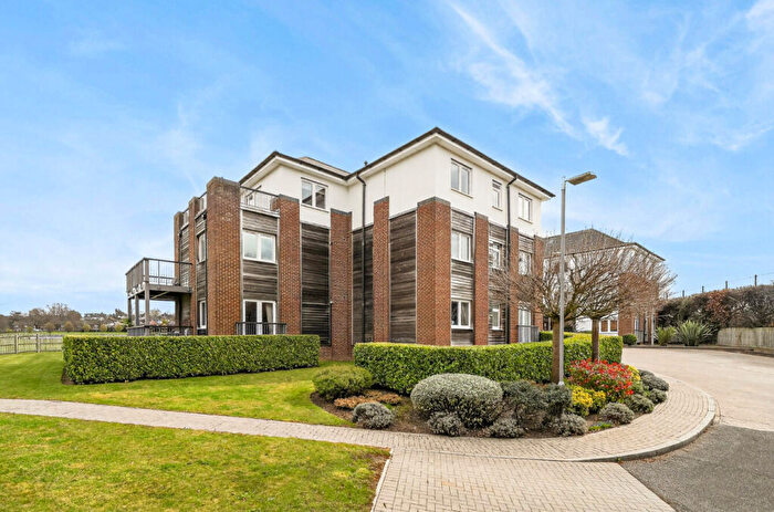 3 Bedroom Apartment For Sale In Copers Cope Road, Beckenham, BR3