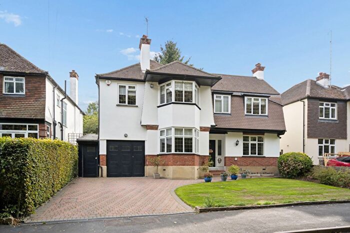4 Bedroom Detached House For Sale In Moor Lane, Rickmansworth, Herts, WD3