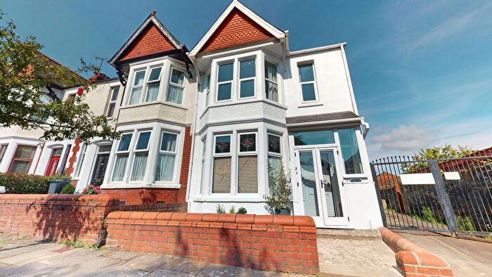 2 Bedroom Flat To Rent In Pen-Y-Lan Terrace, Pen-y-lan, Cardiff, CF23