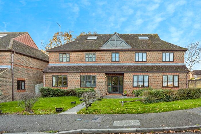 1 Bedroom Flat For Sale In Foxes Close, Southwater, Horsham, RH13