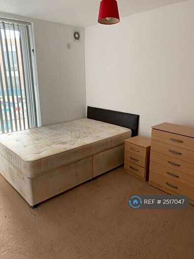 2 Bedroom Flat To Rent In Icon Building, Ilford, IG1