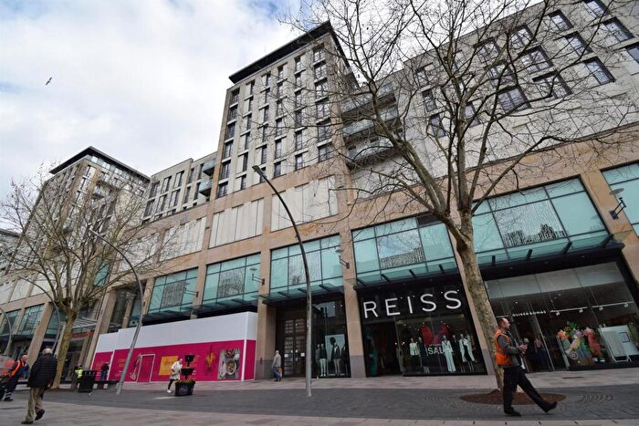 2 Bedroom House To Rent In Hayes Apartments, The Hayes, Cardiff, CF10