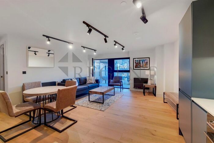 1 Bedroom Flat To Rent In Tower Bridge Road, Southwark, SE1