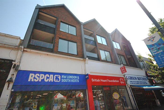 8 Bedroom Flat For Sale In The Parade, Watford, WD17