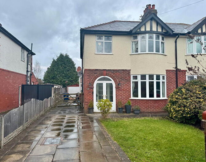 3 Bedroom Semi Detached House For Sale In Liverpool Road, Penwortham, Preston, PR1