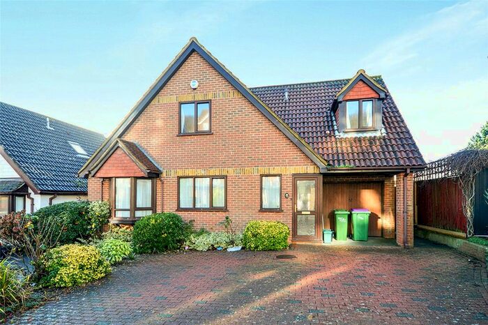 4 Bedroom Detached House To Rent In Battery Point, Hythe, Kent, CT21