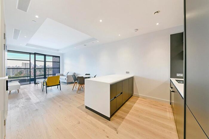 1 Bedroom Apartment For Sale In Bridgewater House, Lookout Lane, London, E14