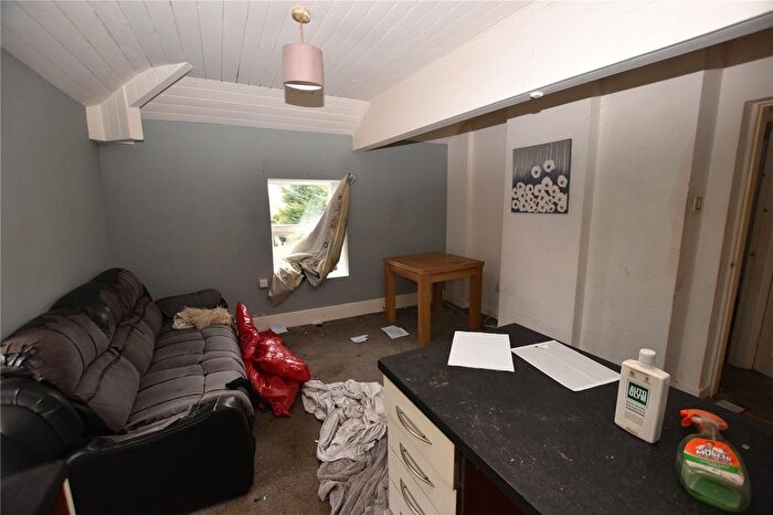 1 Bedroom Flat For Sale In Grange Cottages, Ferrybridge Road, Knottingley, West Yorkshire, WF11