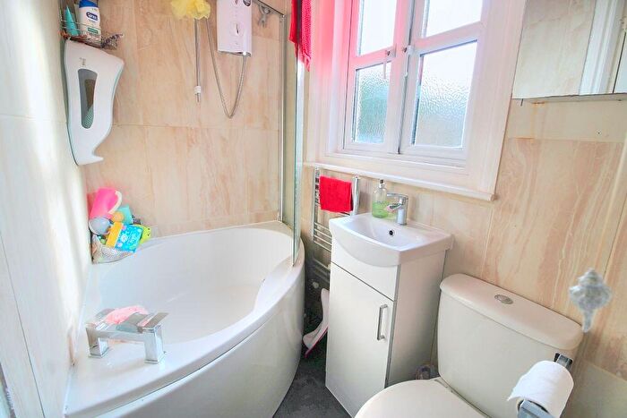 3 Bedroom Terraced House For Sale In Polegate Road, Hailsham, BN27
